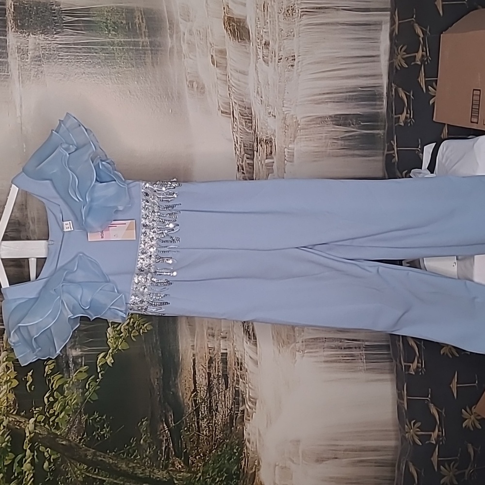 New with tags! Wdirara Girls 9 years old baby blue jumper fancy sequin costume